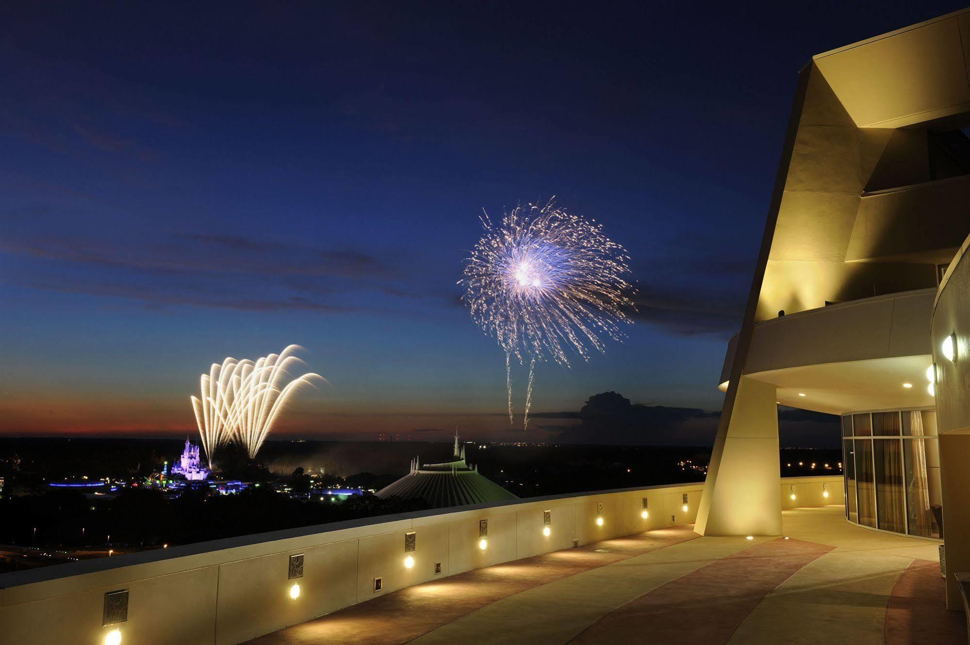 Aparthotel Bay Tower At Disney's Contemporary 4*