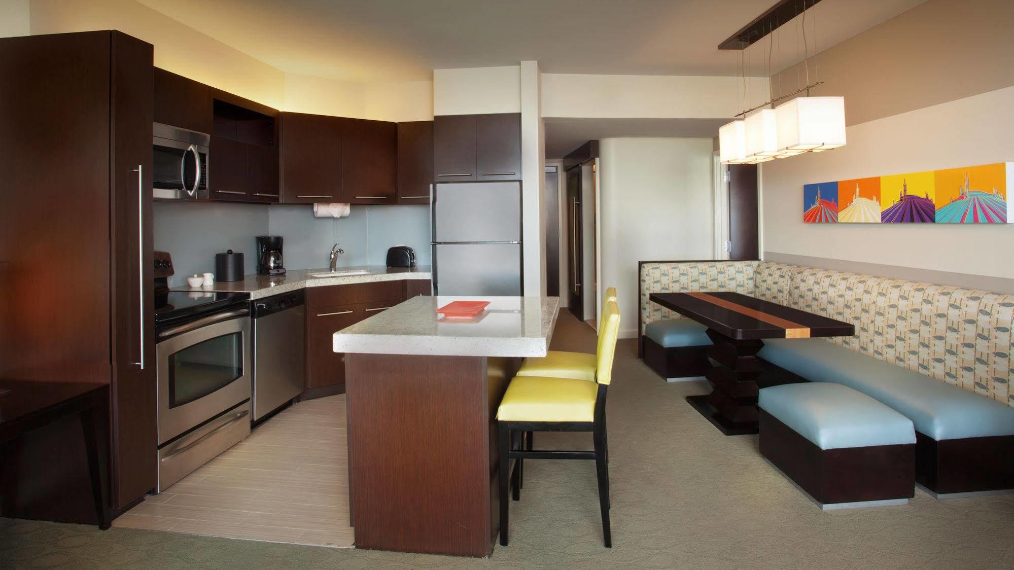 Bay Tower At Disney's Contemporary Lake Buena Vista