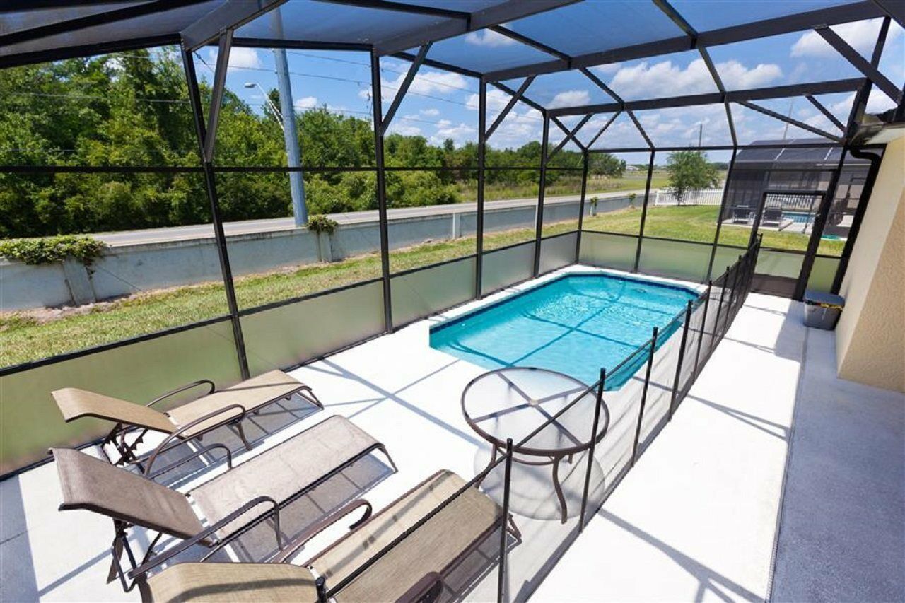 Villa Area Executive Homes