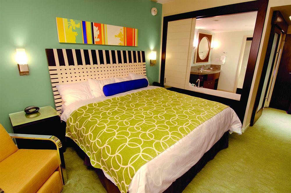 Aparthotel Bay Tower At Disney's Contemporary 4*