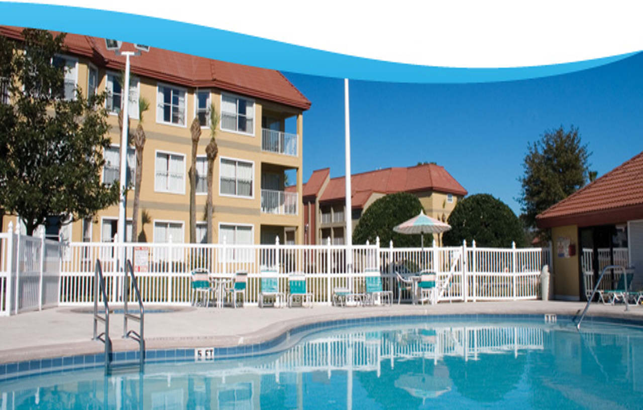 Parc Corniche Condominium 3*