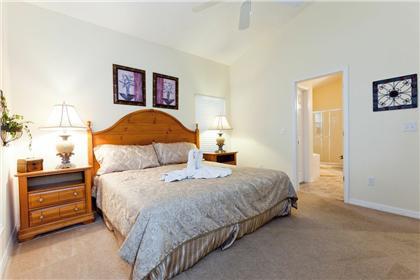 Villa Area Executive Homes *