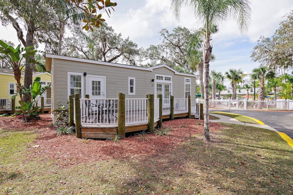 Tropical Palms Resort Holiday home Celebration