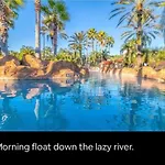 Serene Family Friendly Townhouse In The Wonderful Regal Palms