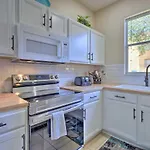 Sunny Davenport Townhome With Resort Amenities!