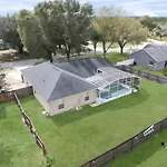 Sunshine Retreat: Villa W /Pool & Close To Disney