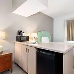 Baymont By Wyndham Orlando-International Dr-Universal Blvd