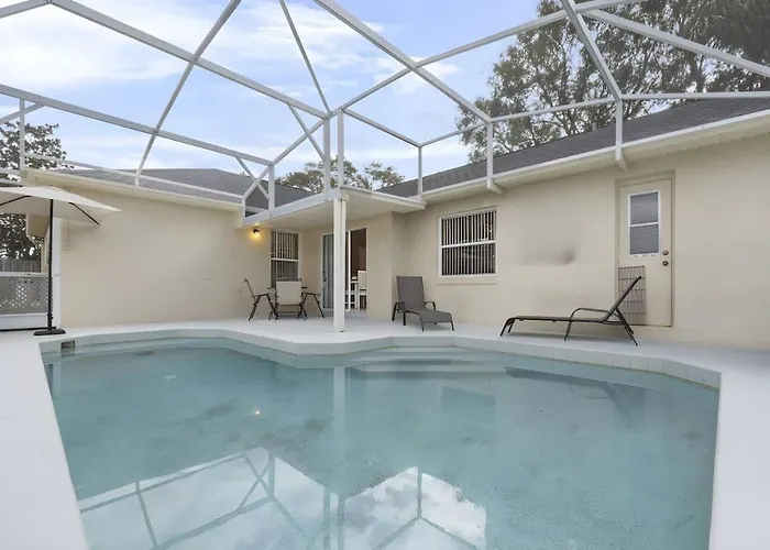 Sunshine Retreat: Villa W /Pool & Close To Disney
