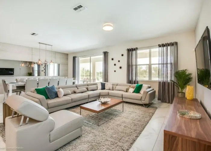 Champion Gates 8Bed Cinema Room