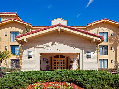 La Quinta By Wyndham Airport West Hotel 3*