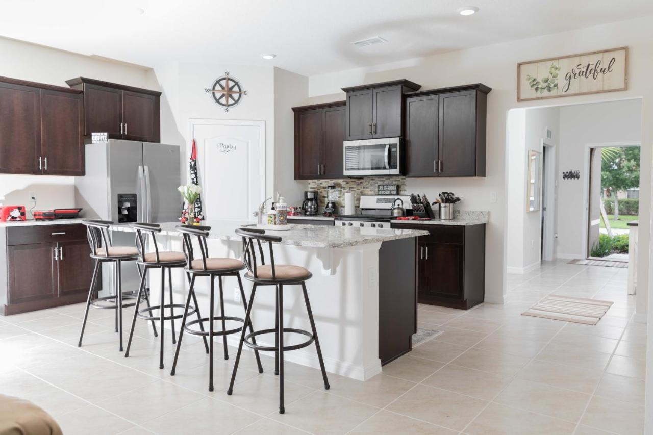 Marvelous With South Facing Pool And Themed Bedrooms Close To Davenport