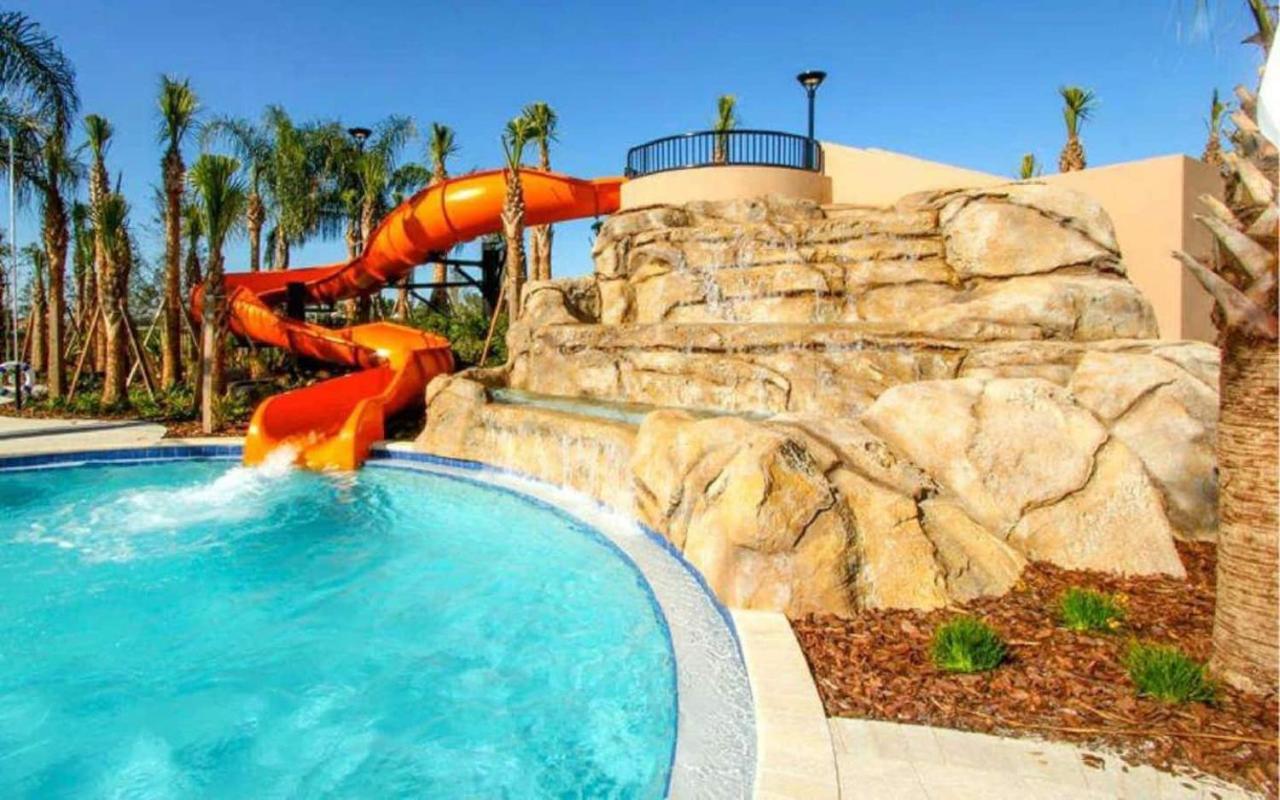Villa Marvelous With South Facing Pool And Themed Bedrooms Close To Davenport
