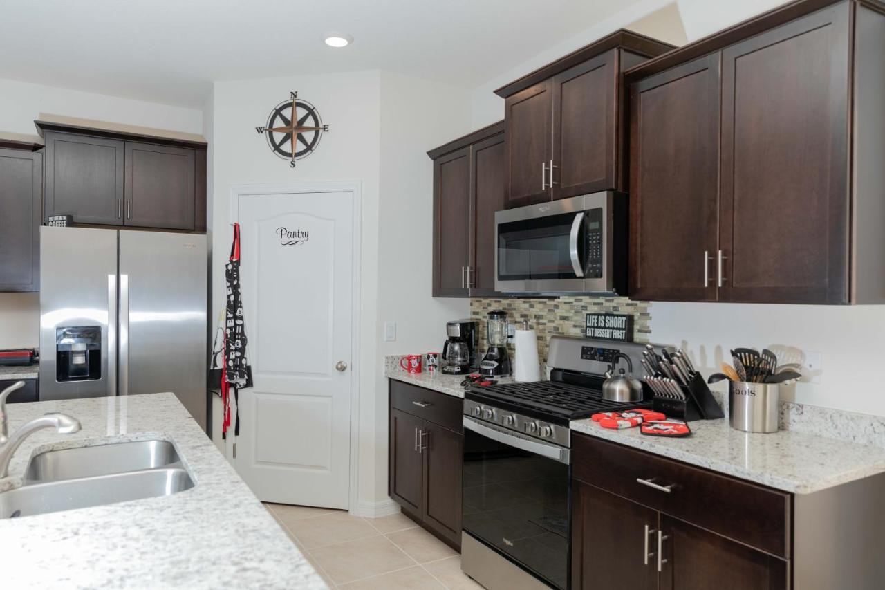 Marvelous With South Facing Pool And Themed Bedrooms Close To Davenport