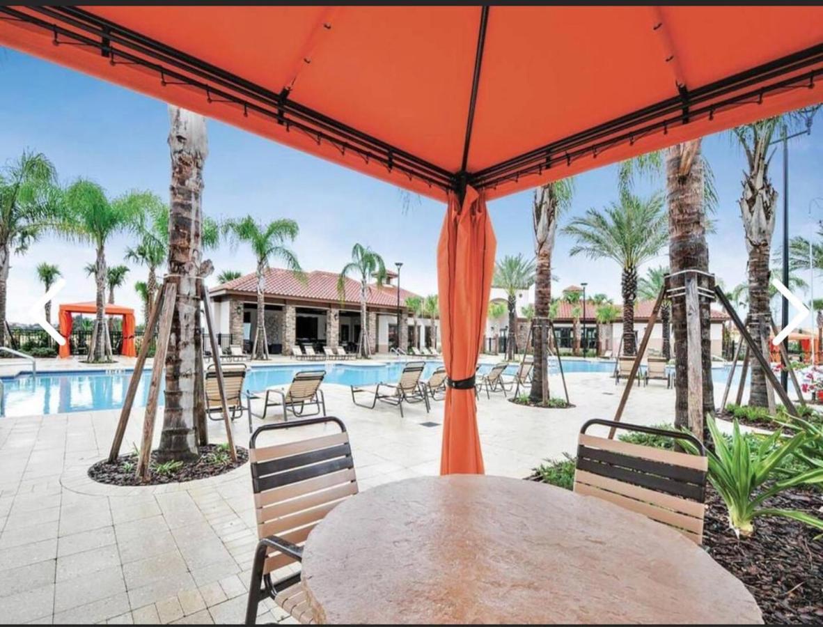 Villa Marvelous With South Facing Pool And Themed Bedrooms Close To Davenport