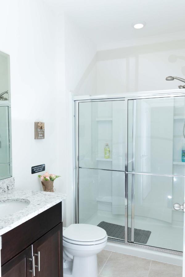 Villa Marvelous With South Facing Pool And Themed Bedrooms Close To Davenport