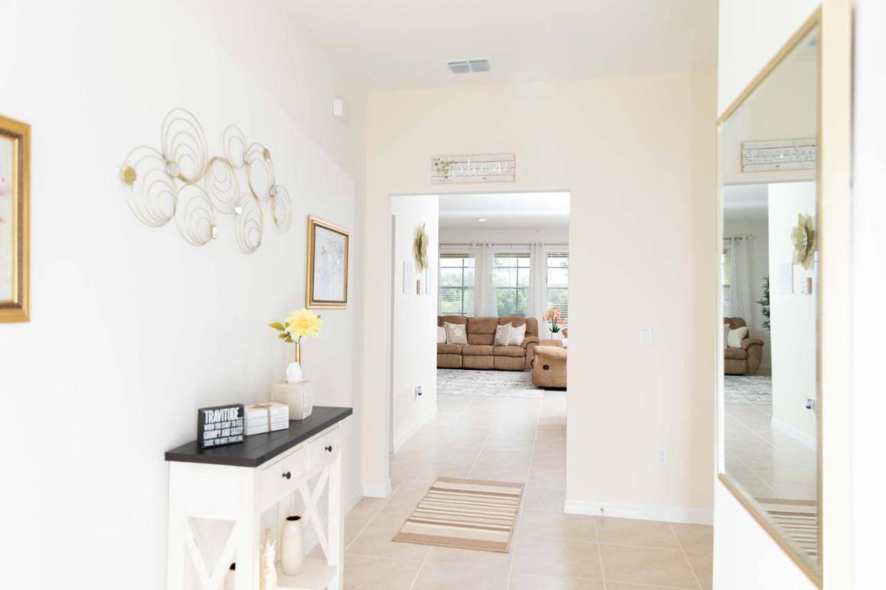 Villa Marvelous With South Facing Pool And Themed Bedrooms Close To