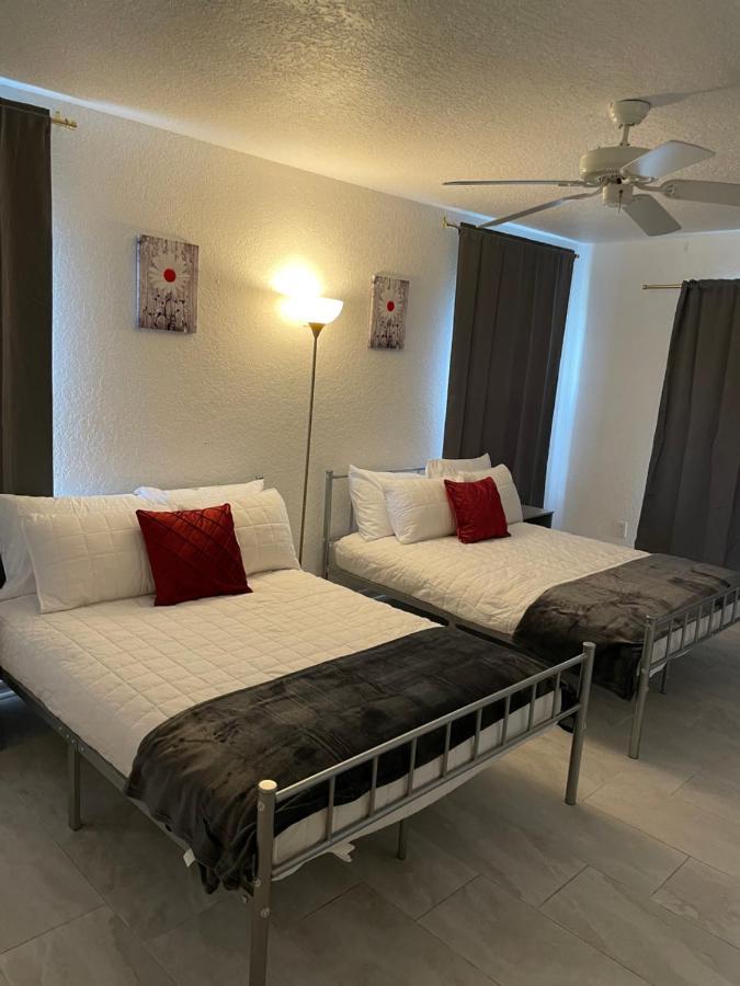 Serene Family Friendly Townhouse In The Wonderful Regal Palms Villa *