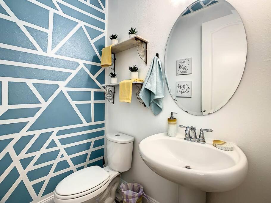 Holiday home Luxurious Near With Amenities *