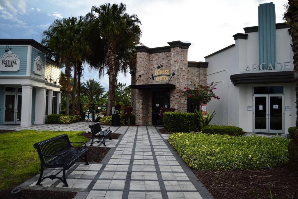 Luxurious Near With Amenities Holiday home
