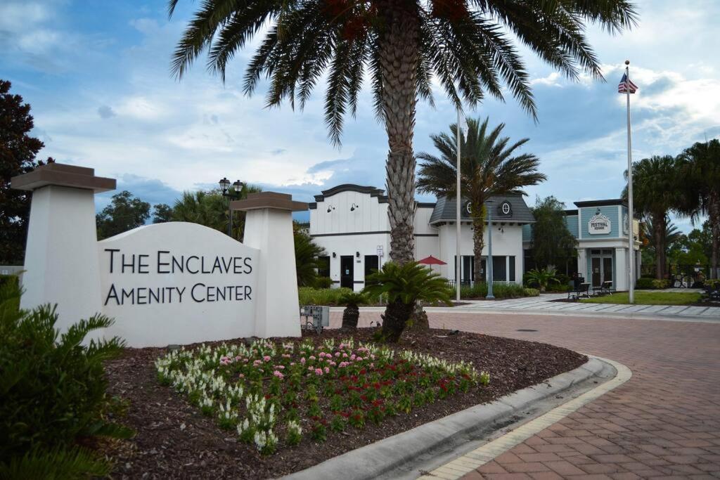 Luxurious Near With Amenities * Davenport