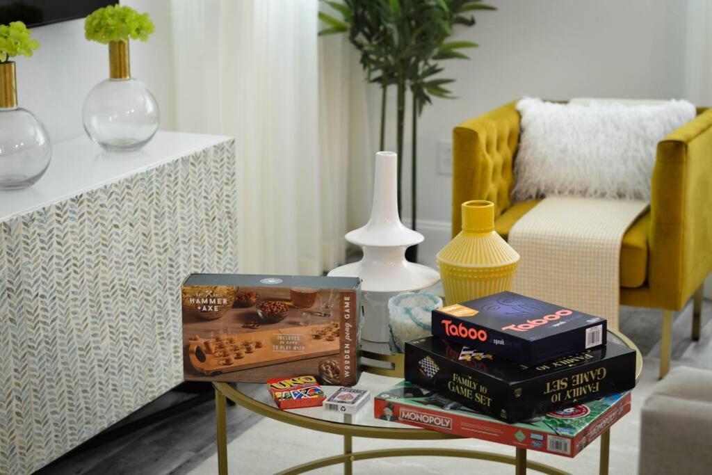 Holiday home Luxurious Near With Amenities