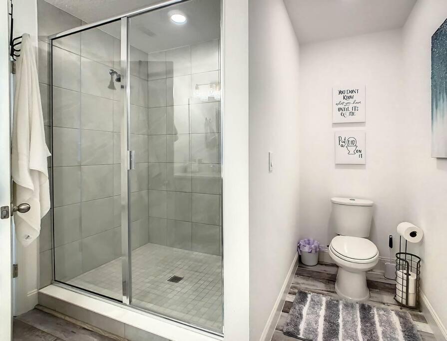 Holiday home Luxurious Near With Amenities Davenport