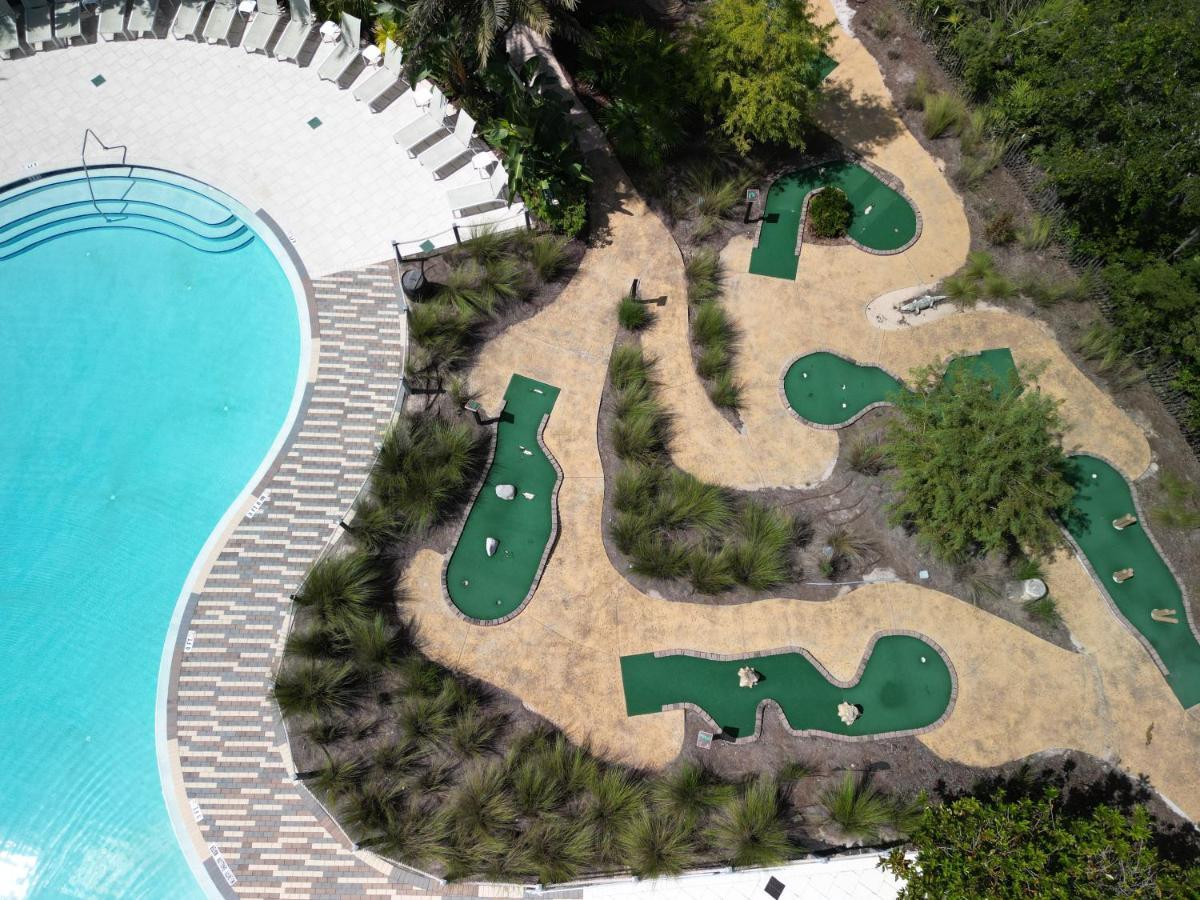 Holiday home Luxurious Near With Amenities Davenport