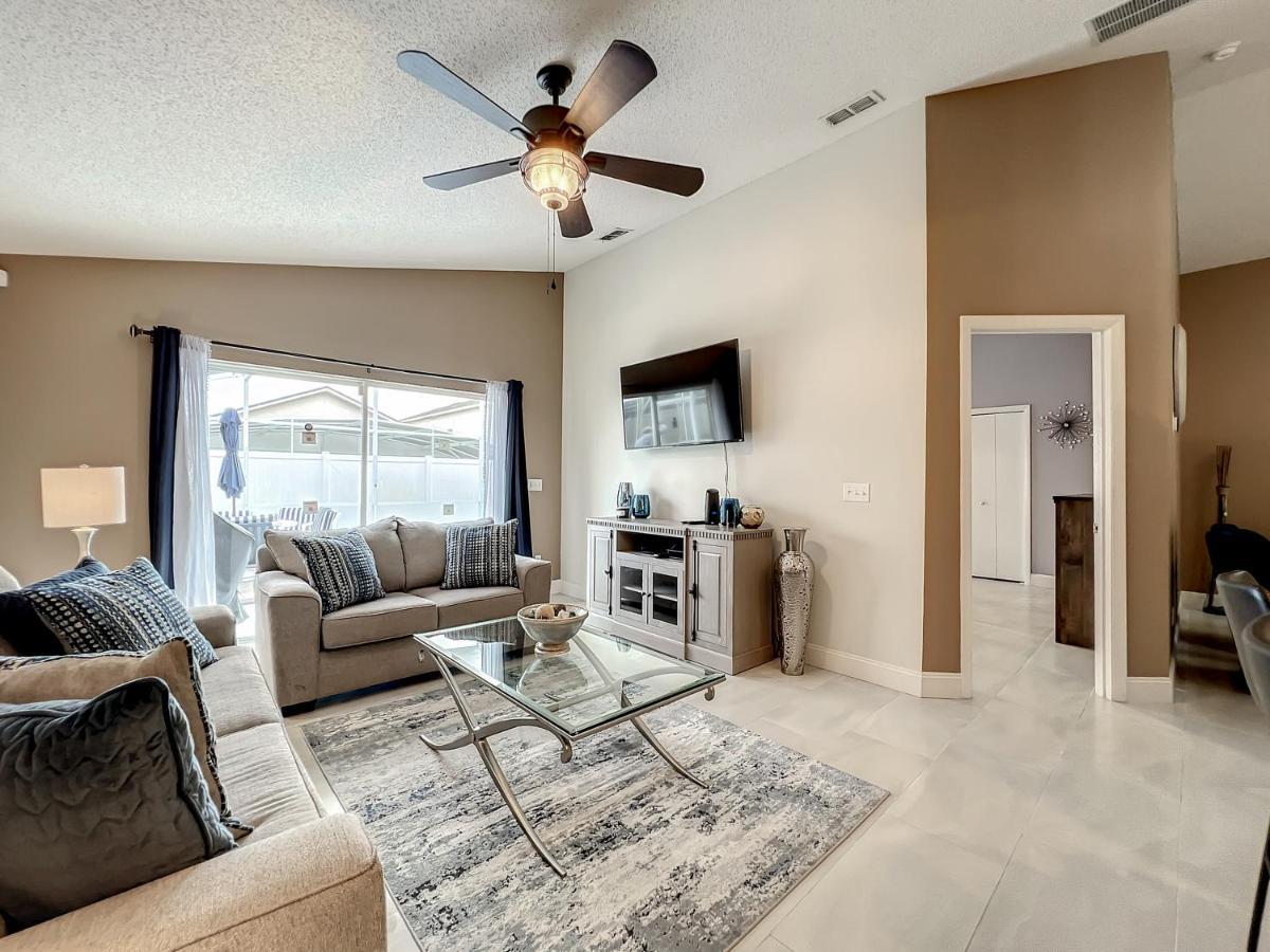 Gorgeous Pool Near Disney - 2024 Specials!