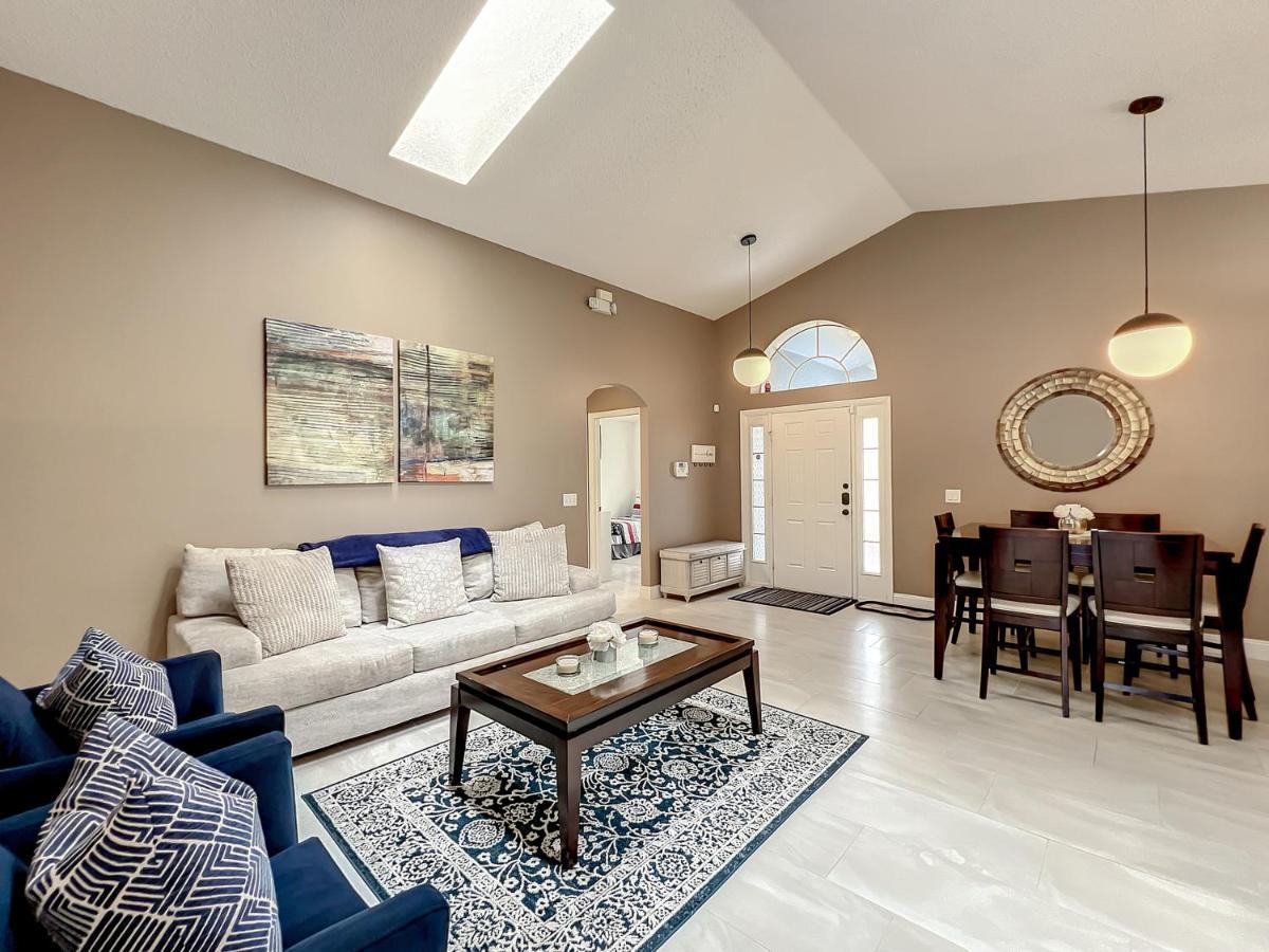 Holiday home Gorgeous Pool Near Disney - 2024 Specials!