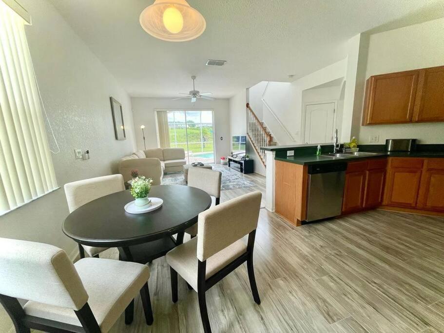 Holiday home 5 Bedroom Vacation With Private Pool Golf Pet Friendly *