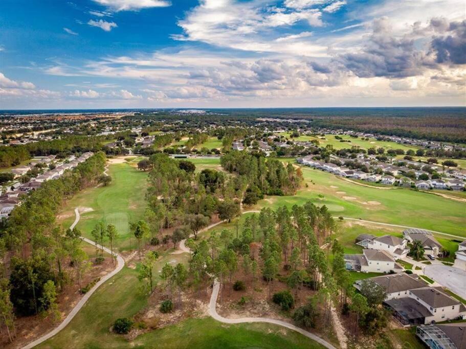 Holiday home 5 Bedroom Vacation With Private Pool Golf Pet Friendly Davenport