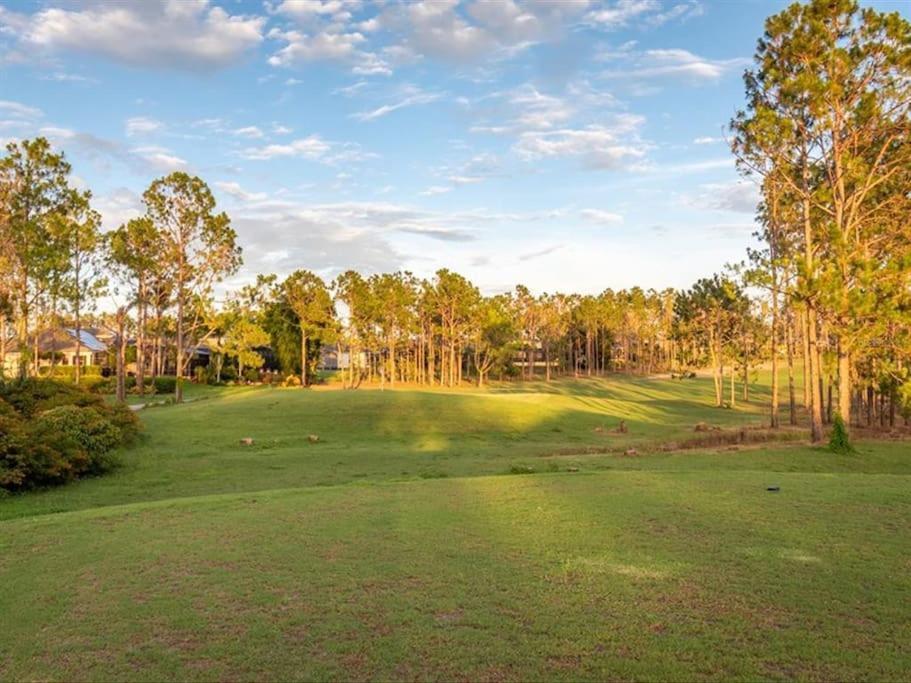 Holiday home 5 Bedroom Vacation With Private Pool Golf Pet Friendly
