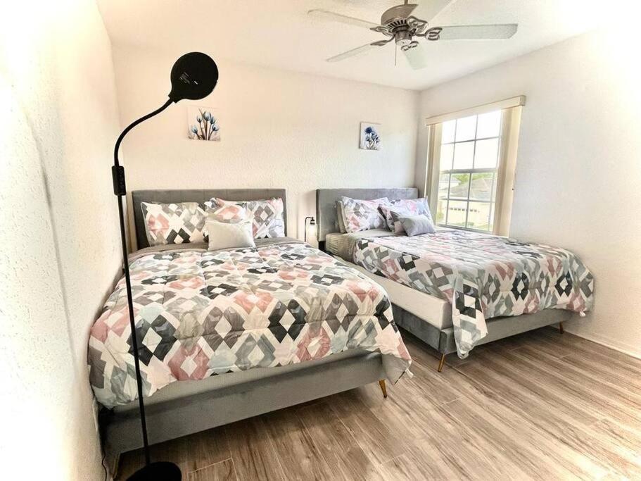 5 Bedroom Vacation With Private Pool Golf Pet Friendly Holiday home