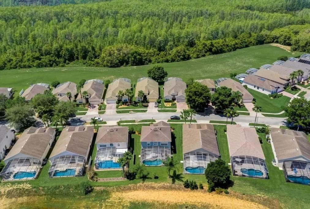 5 Bedroom Vacation With Private Pool Golf Pet Friendly Davenport
