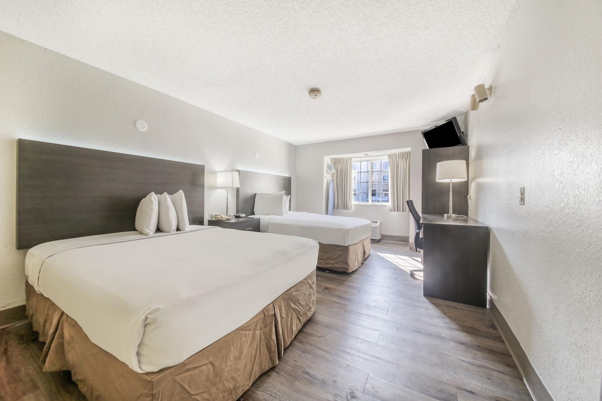 Hotel Baymont By Wyndham Orlando-international Dr-universal Blvd