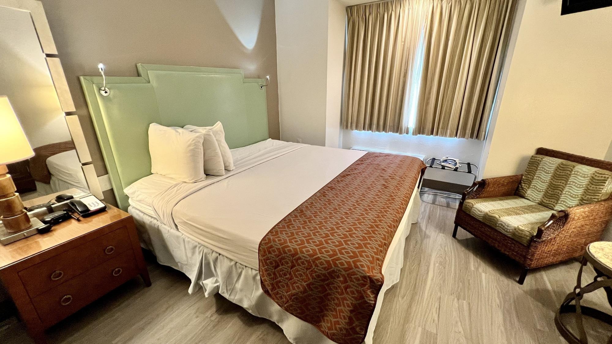 Baymont By Wyndham Orlando-international Dr-universal Blvd Hotel 2*