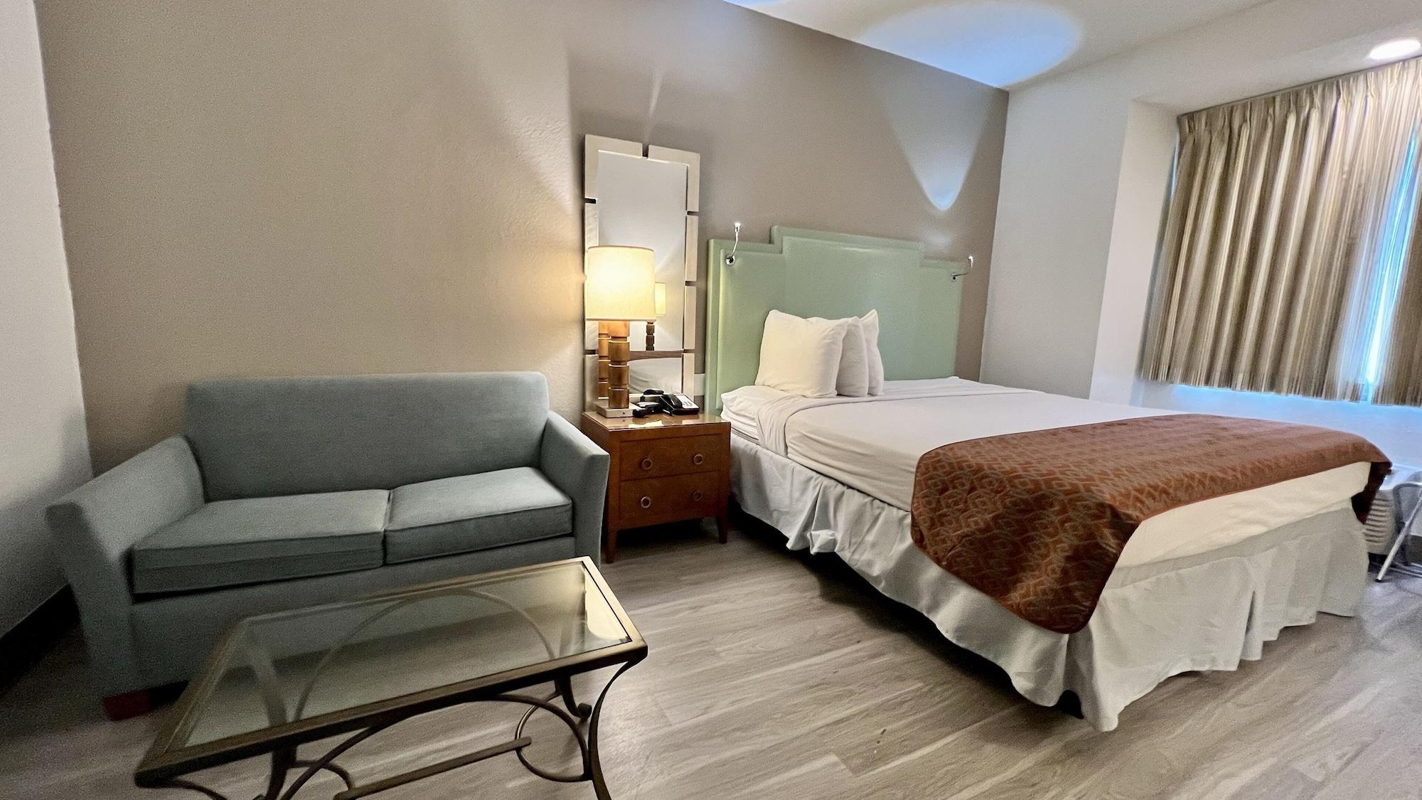 Baymont By Wyndham Orlando-international Dr-universal Blvd Hotel 2*