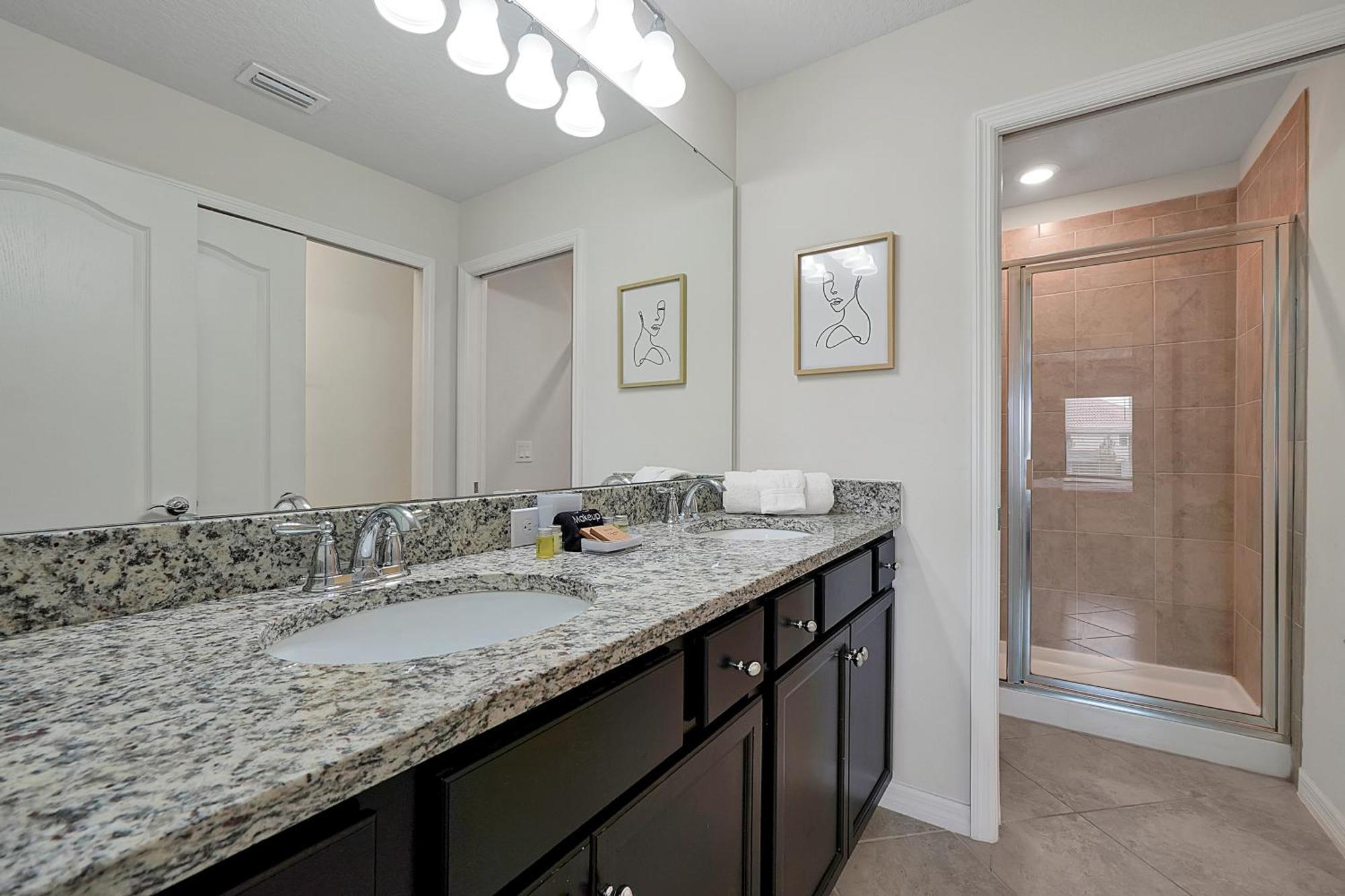 Soltera W/ Lazy River & Private Pool,min 2 Davenport