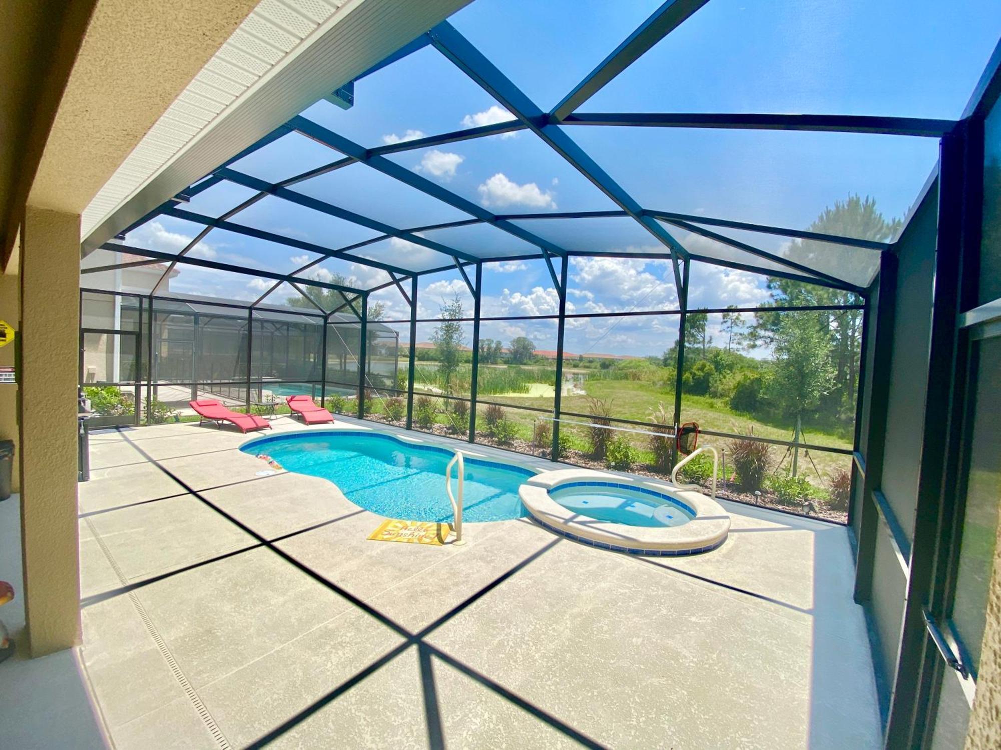 Villa Marvelous With South Facing Pool And Themed Bedrooms Close To Davenport