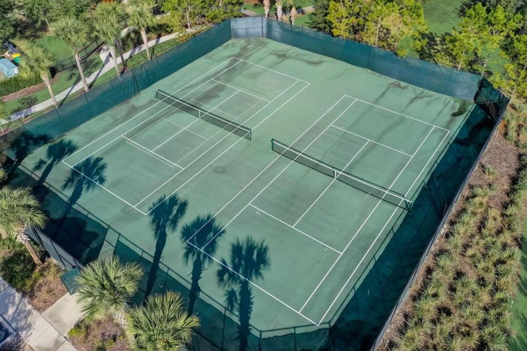 Marvelous With South Facing Pool And Themed Bedrooms Close To Villa Davenport