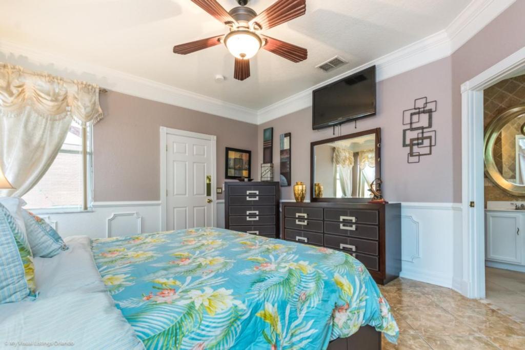 Holiday home Elegant Blue Escape Pool Retreat Davenport