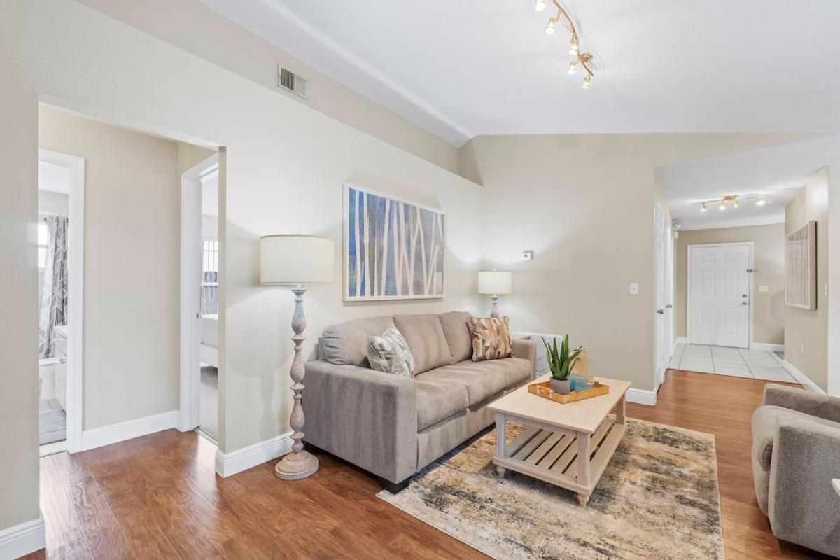 Sunshine Retreat: W /pool & Close To Davenport