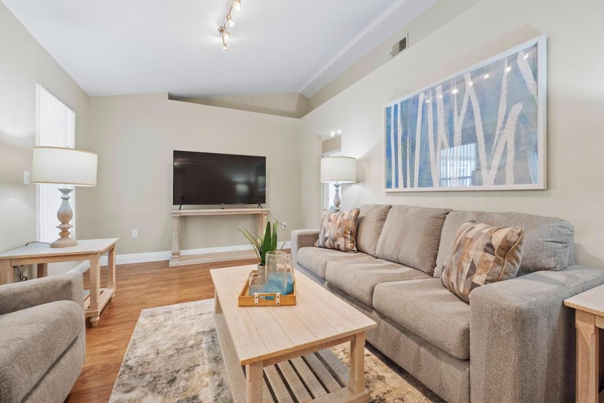 Villa Sunshine Retreat: W /pool & Close To Davenport