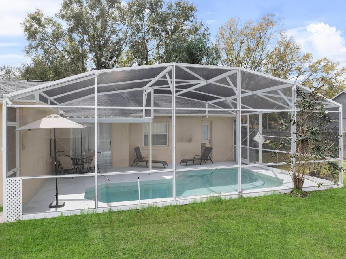 Sunshine Retreat: W /pool & Close To