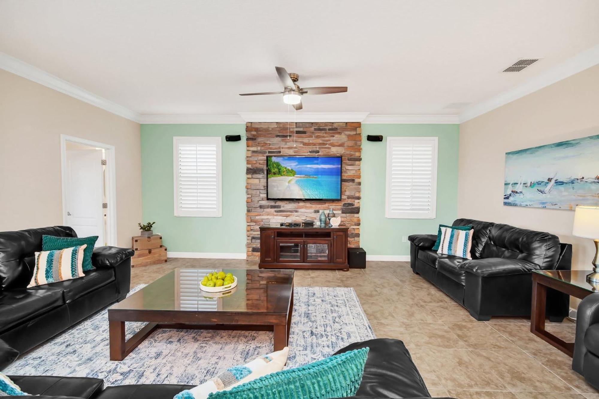 Spacious 6br Pool W Game & Harry Potter Mickey Near Davenport