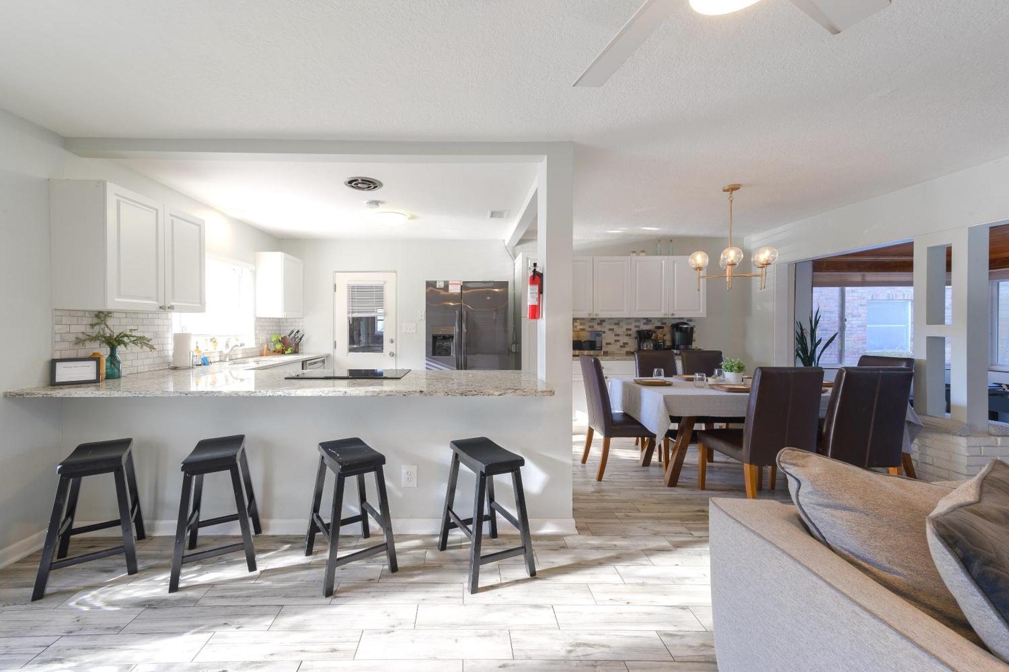 Holiday home Lakefront 7 Bedroom Duplex, Pool, Boat, And Hottub Orlando