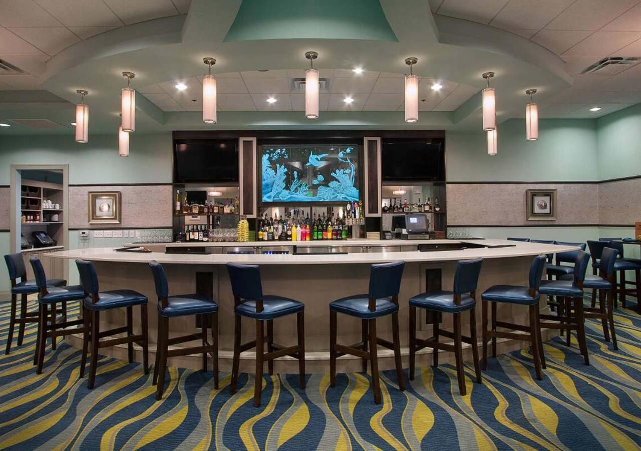 Upstay - Championsgate W Hot Tub-pool-cinema