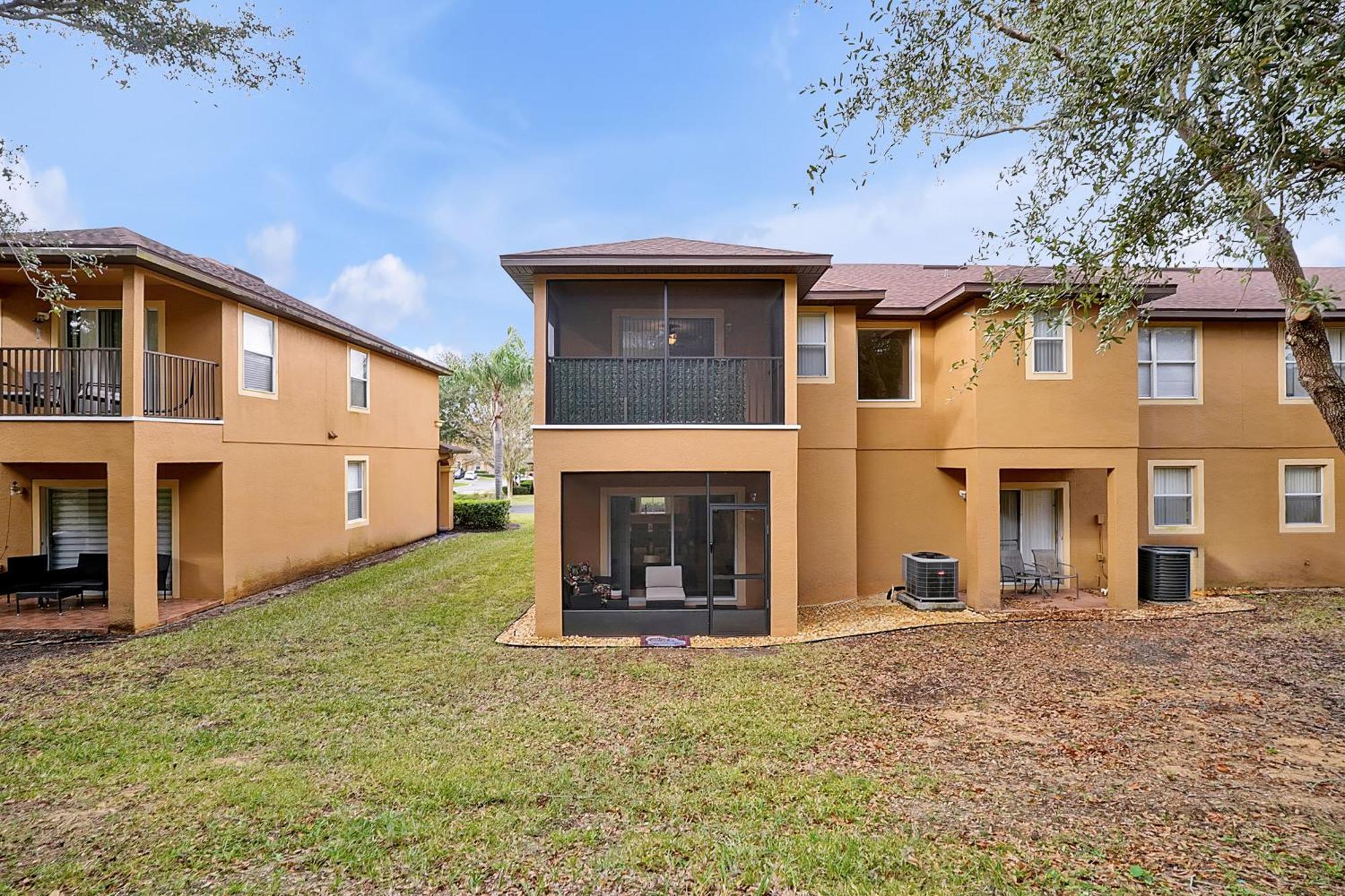 Regal Palms Retreat W/ Lazy River, Pool, & Balcony *