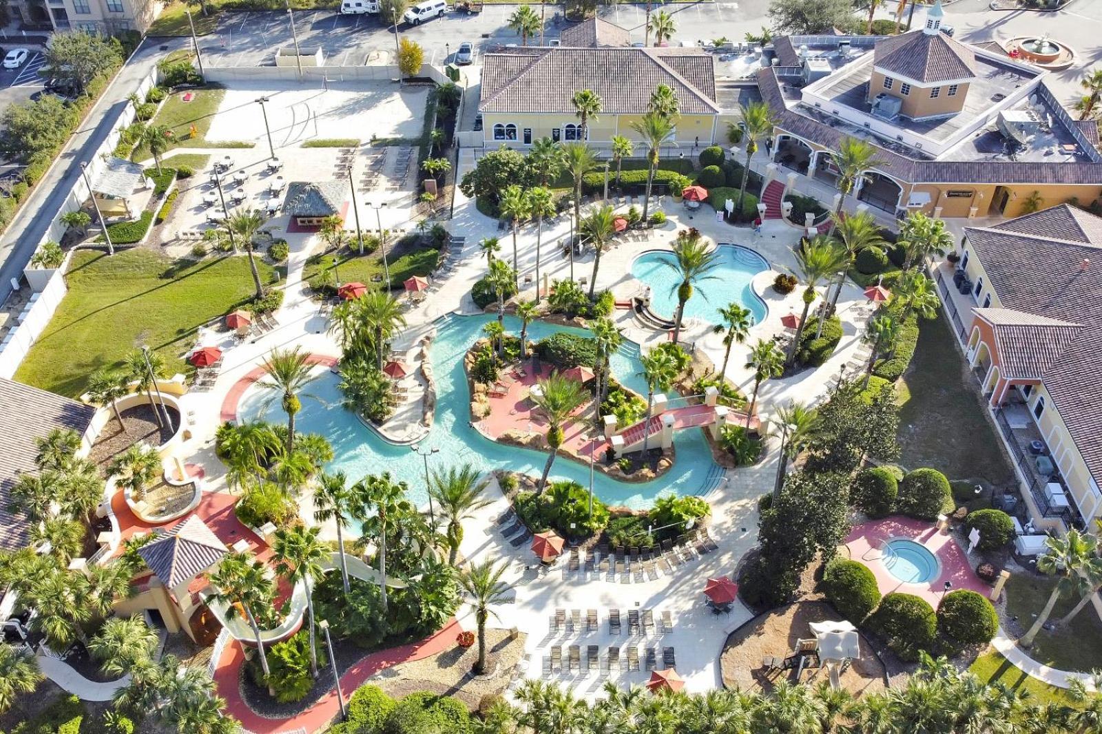 Regal Palms Retreat W/ Lazy River, Pool, & Balcony
