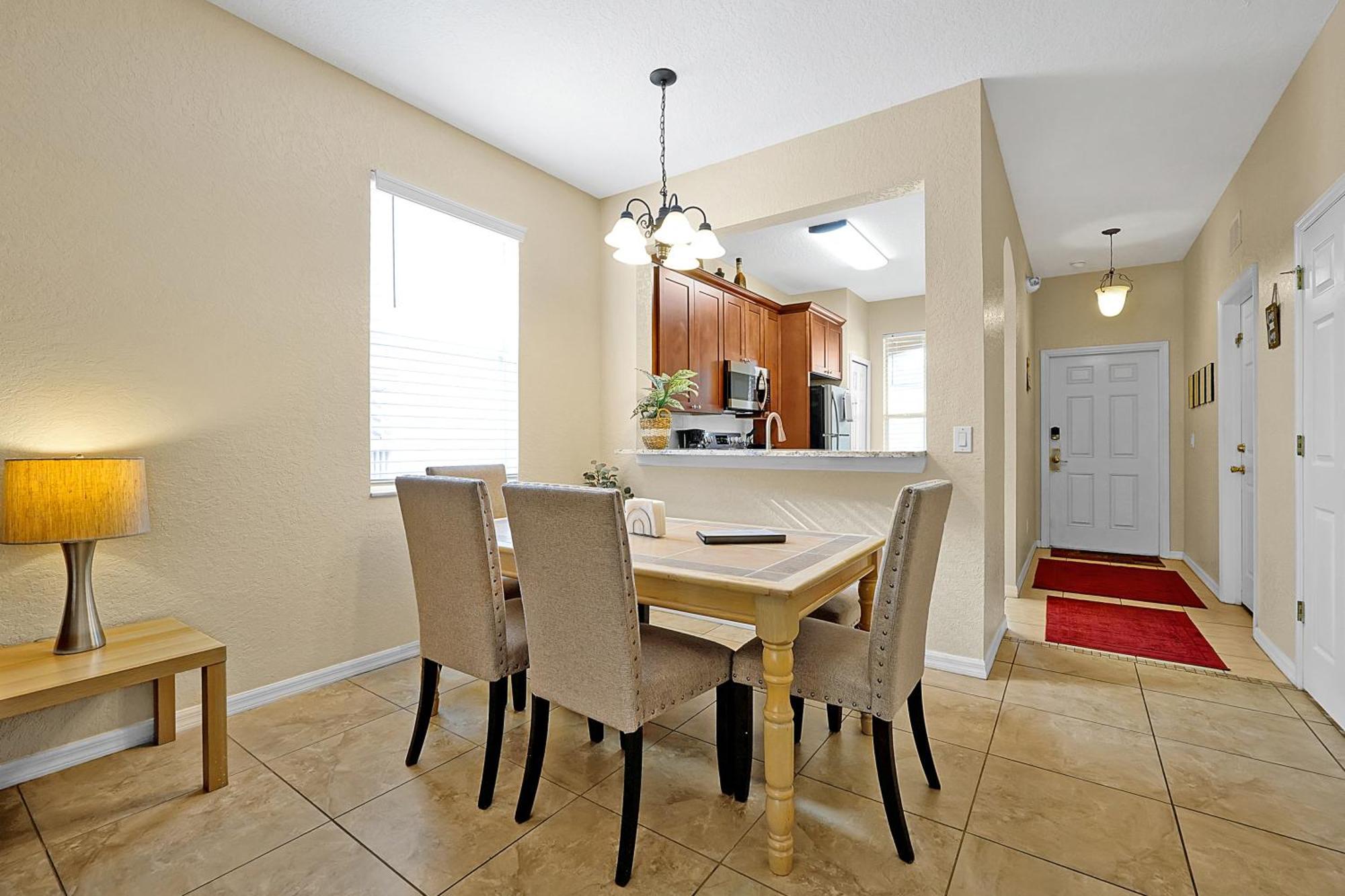 Regal Palms Retreat W/ Lazy River, Pool, & Balcony * Davenport